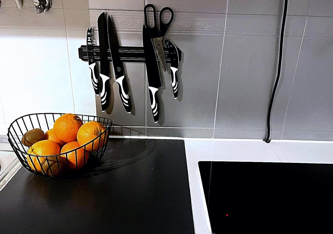 Rooms 10 Mins Walk From Train Station! Agualva-Cacem 外观 照片